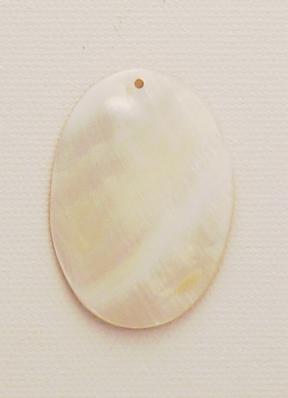 Photo of mother of pearl shell bead pendant